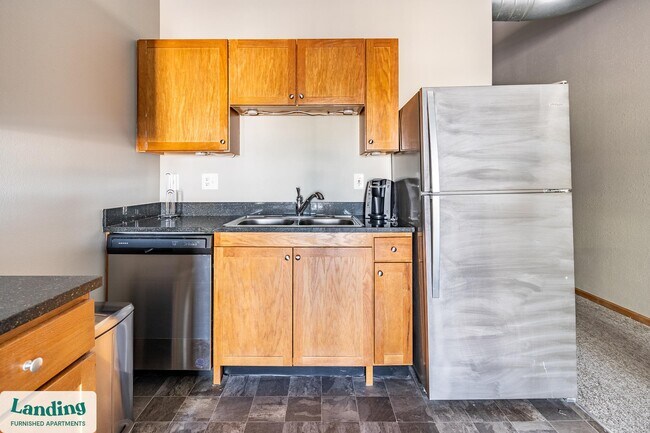 Building Photo - 200 Seneca St