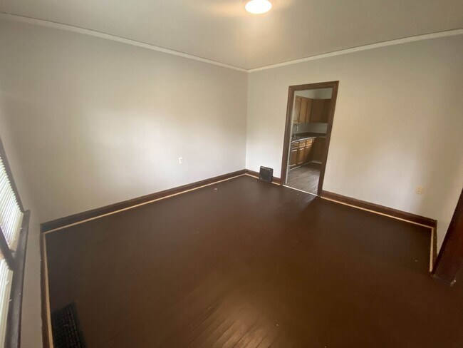 Foto del edificio - 500 W Parkwood Dr