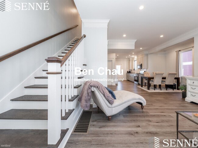Building Photo - 3 br, 1.5 bath Townhome - 15 Hennery Way