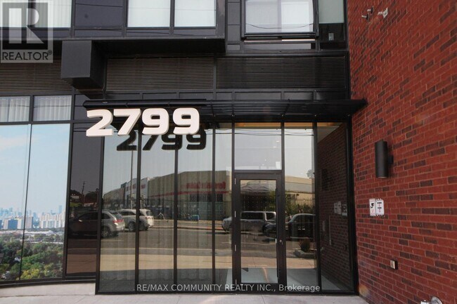 Building Photo - 2799 Kingston Rd
