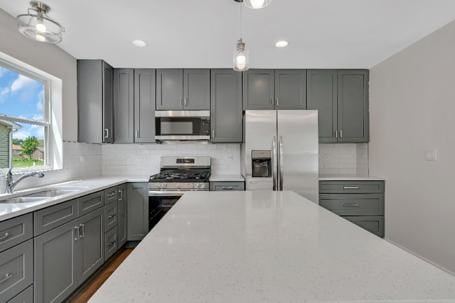 Building Photo - 873 Covey Lane