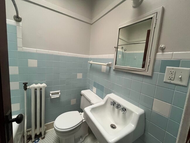 Foto del edificio - 5219 S Lake Dr