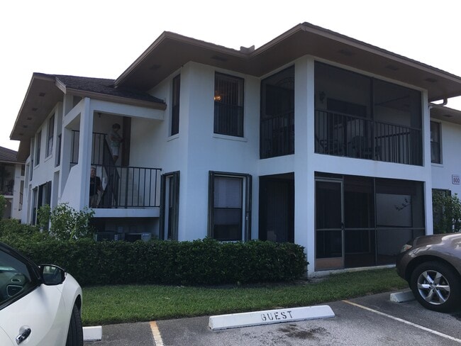 Building Photo - 950 S Kanner Hwy