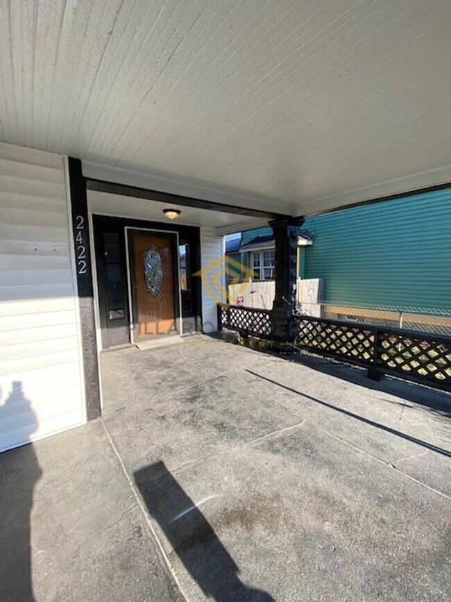 Foto del edificio - 2422 Coyner Ave