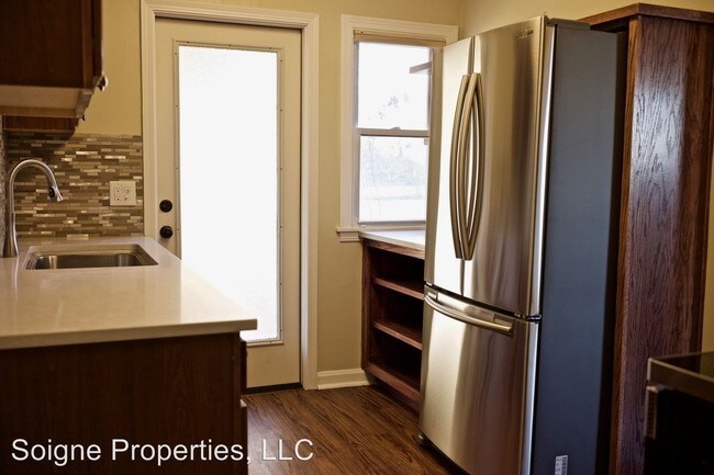 Foto del edificio - 2 br, 1 bath Apartment - 6500 Rockhill Road