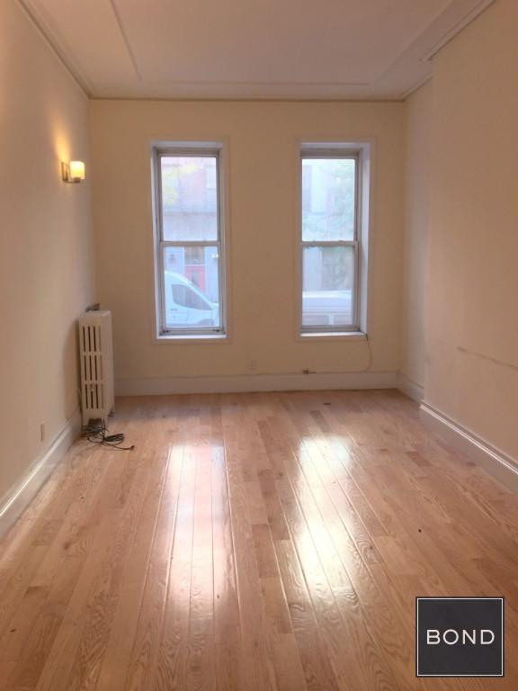 Foto del edificio - 418 E 78th St