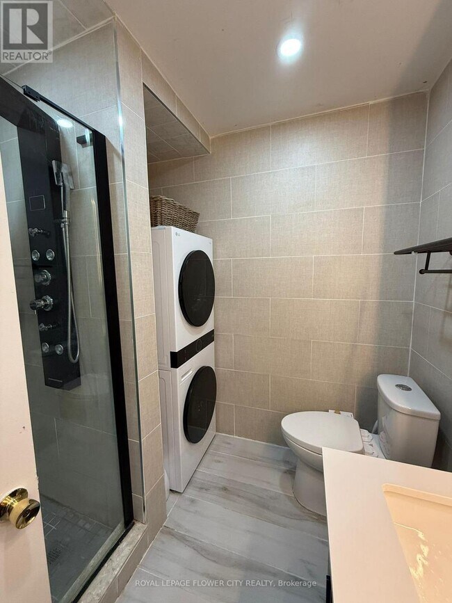 Building Photo - 30 Duncanwoods Dr