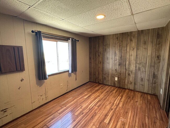 Foto del edificio - 1 Bedroom 1 Bathroom Mobile Home Duplex in...