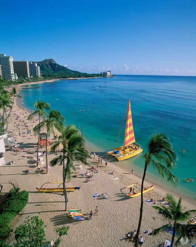 Foto principal - 2211 Ala Wai Blvd