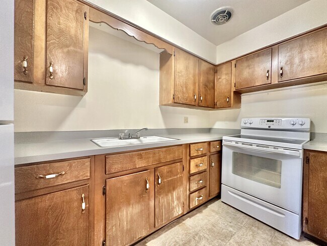 Building Photo - 2505 Calypso Rd