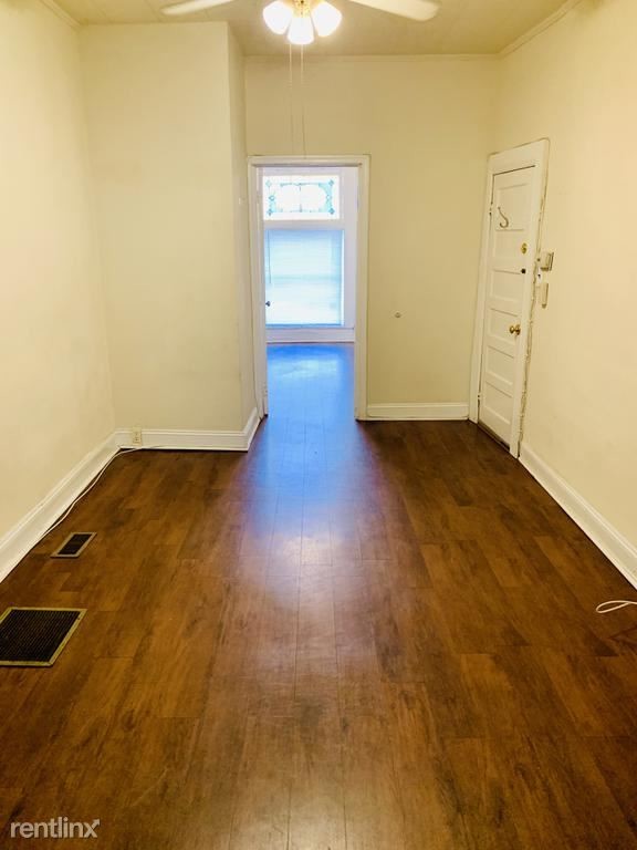 Building Photo - 640 S Potomac St