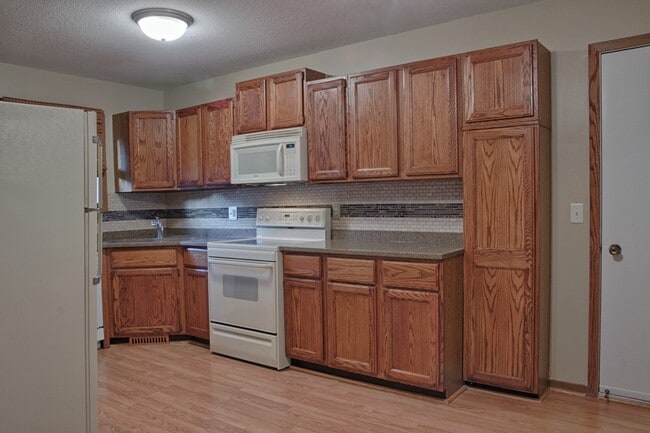 Building Photo - 4 125th LN NW