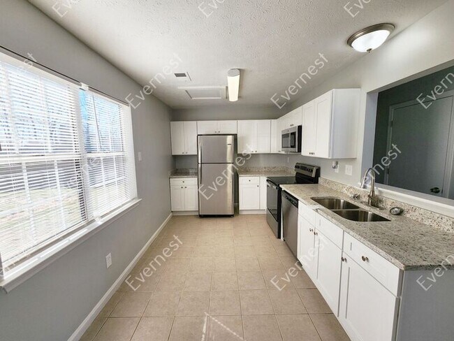 Building Photo - 5049 Donnell Way