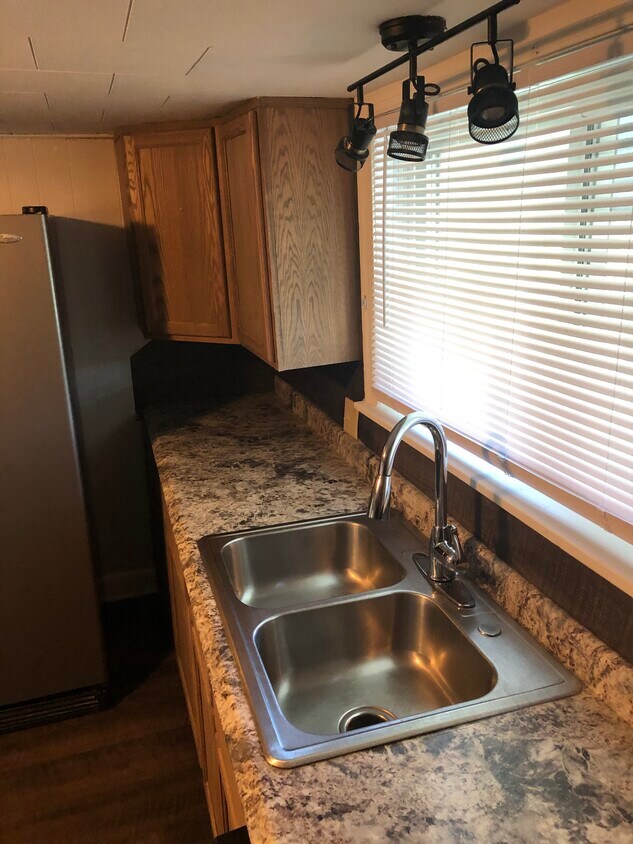 Foto principal - 717 Liberty St