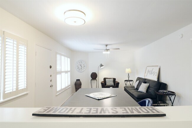 Foto del edificio - 614 Kipling St