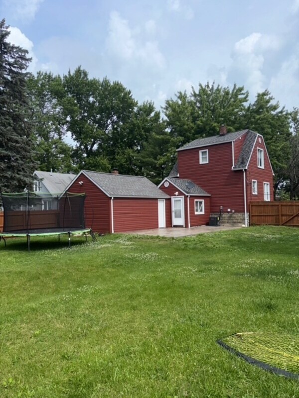 Building Photo - 35517 Booth St