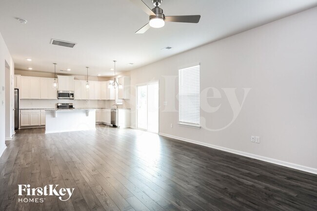 Building Photo - 300 Stonefence Dr