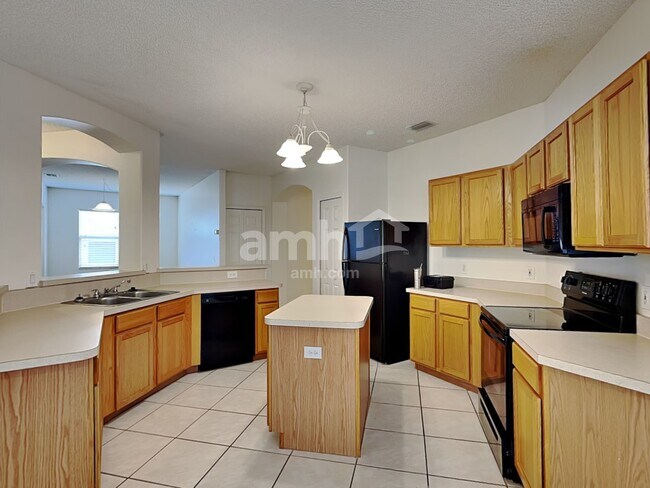Foto del edificio - 3506 Mount Carmel Ln
