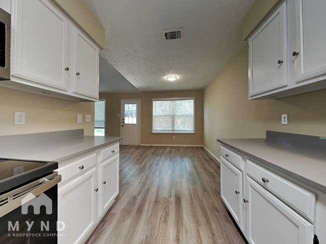 Foto del edificio - 7822 Huron Ct