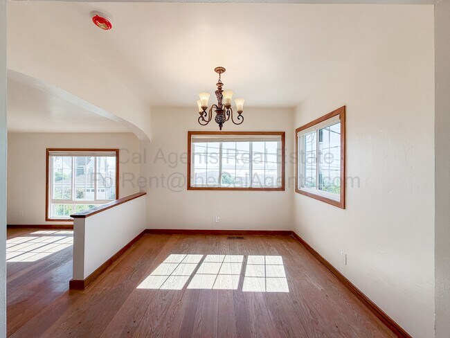 Foto del edificio - 247 Cambridge Ave