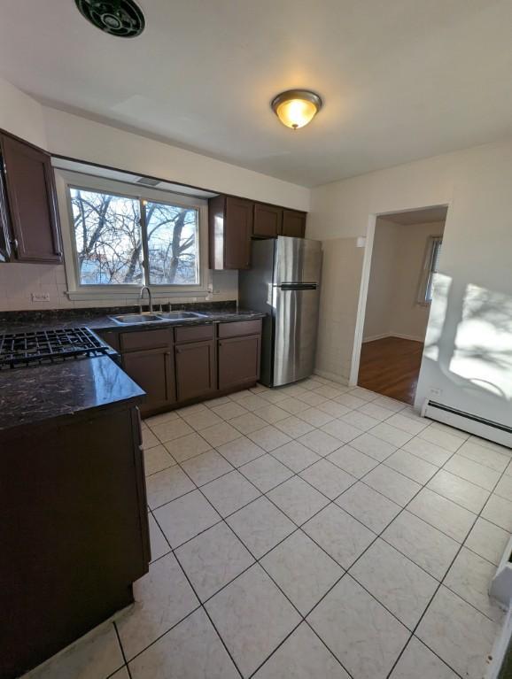 Foto del edificio - 3 bedroom in SKOKIE IL 60077