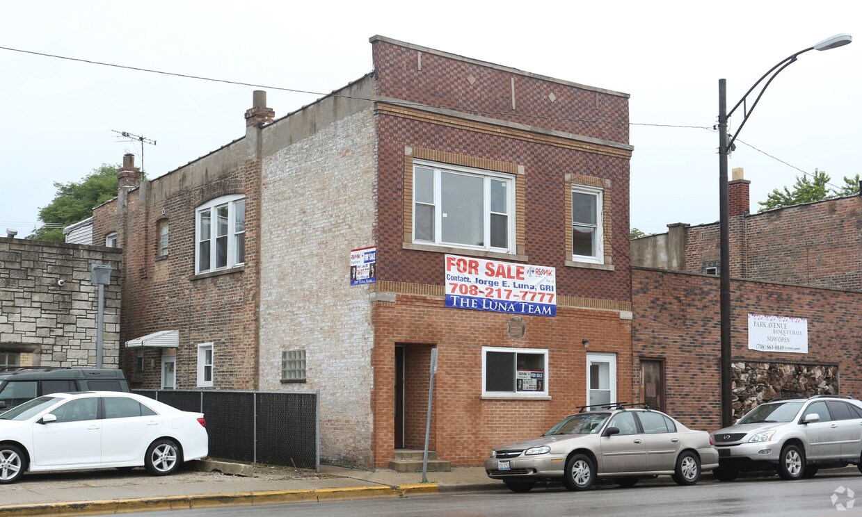 6211 26th St, Berwyn, IL 60402 Apartments in Berwyn, IL