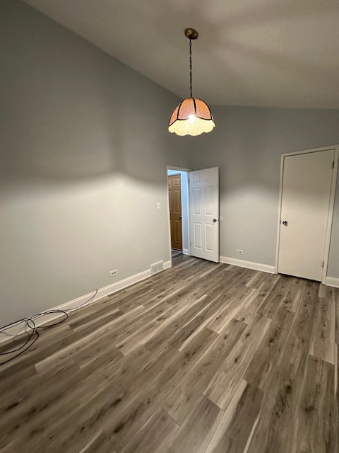 Building Photo - 267 Shorewood Dr