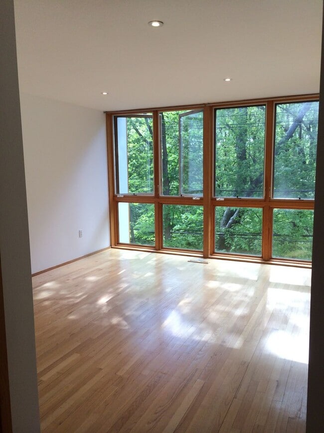 Foto del edificio - Welcome Home to Your Dream House in Glendale!