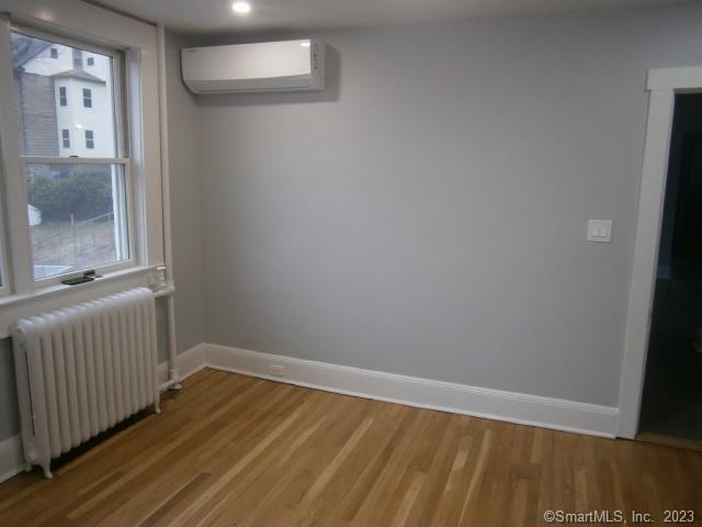 Building Photo - 113 S Water St
