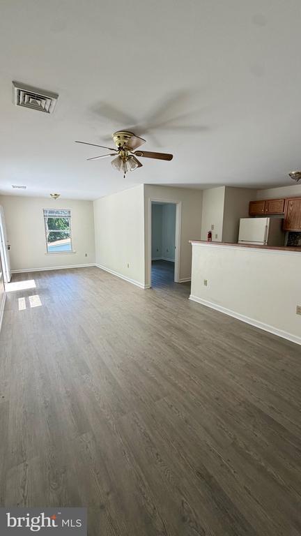 Building Photo - 144 Water St