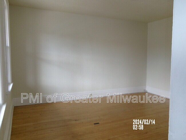 Building Photo - 1738 S 66th St