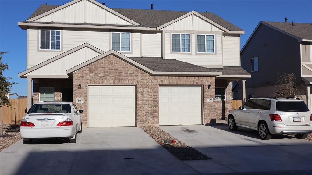 Primary Photo - 307 Alamar Knot Way