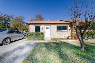 Building Photo - 1716 Crestdale Dr