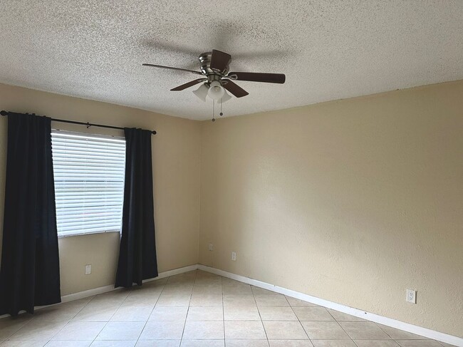 Building Photo - 11688 NW 45th St