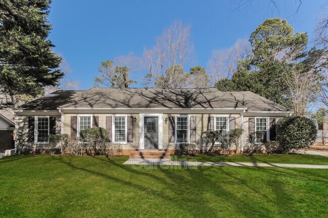 Building Photo - 1009 Falls Church Rd
