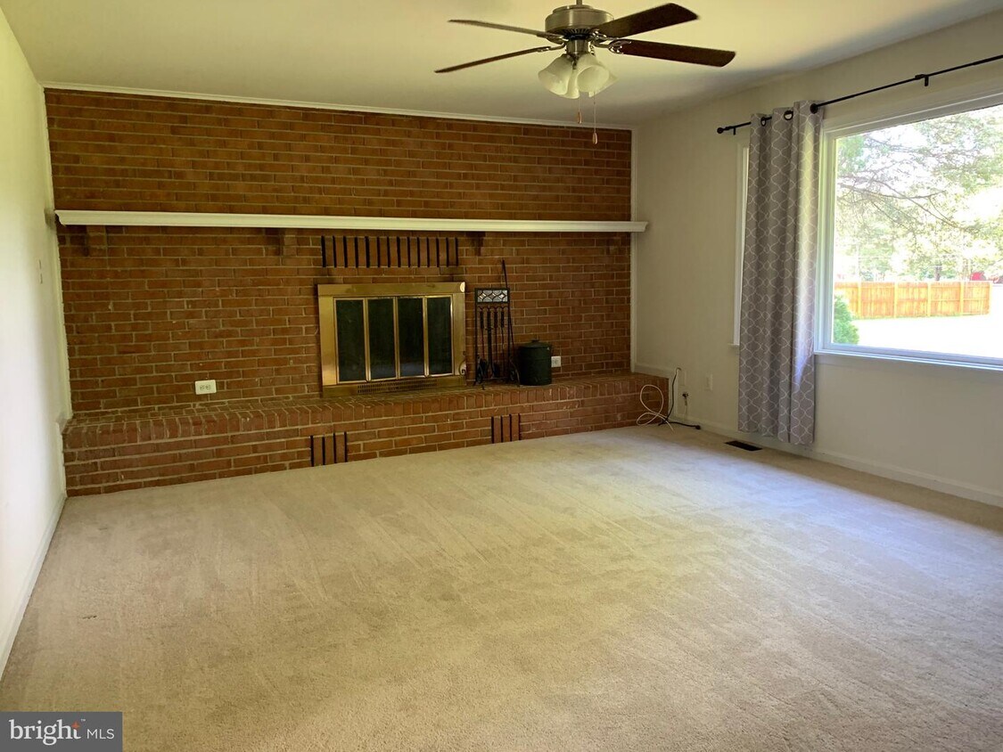 Foto principal - 13509 Aden Rd