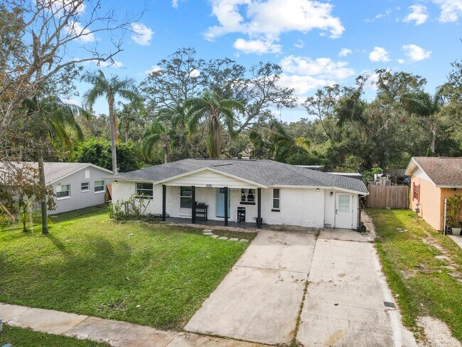 Foto del edificio - 1016 Beachwood Ave
