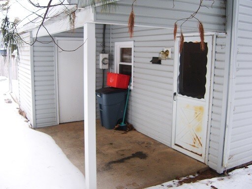 Building Photo - 106 Longmeadow Ln
