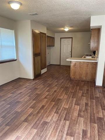 Building Photo - 3211 Eastridge Dr