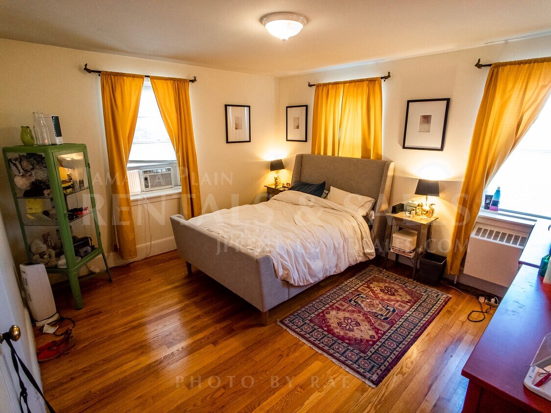 461 Arborway Unit 3, Boston, MA 02130 Apartments in Boston, MA