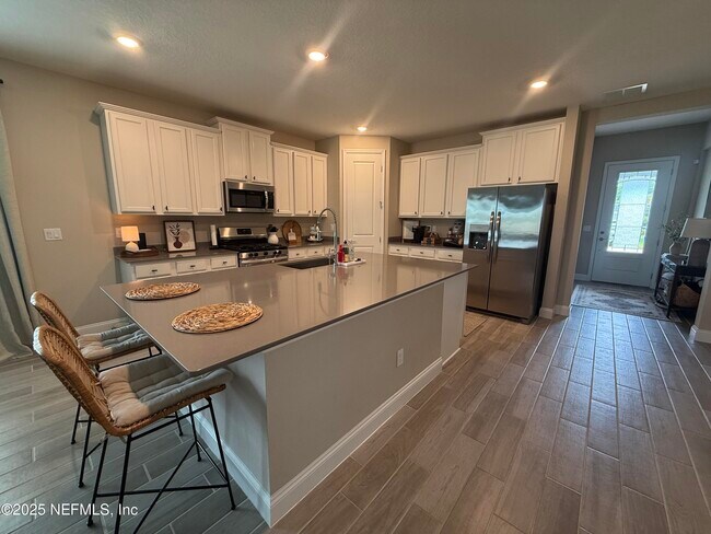 Building Photo - 86 Ridgewind Dr