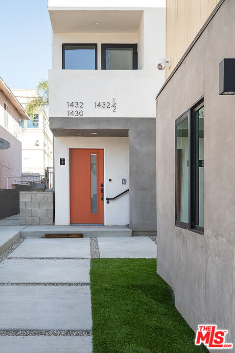 Foto del edificio - 1432-1432 W 9th St