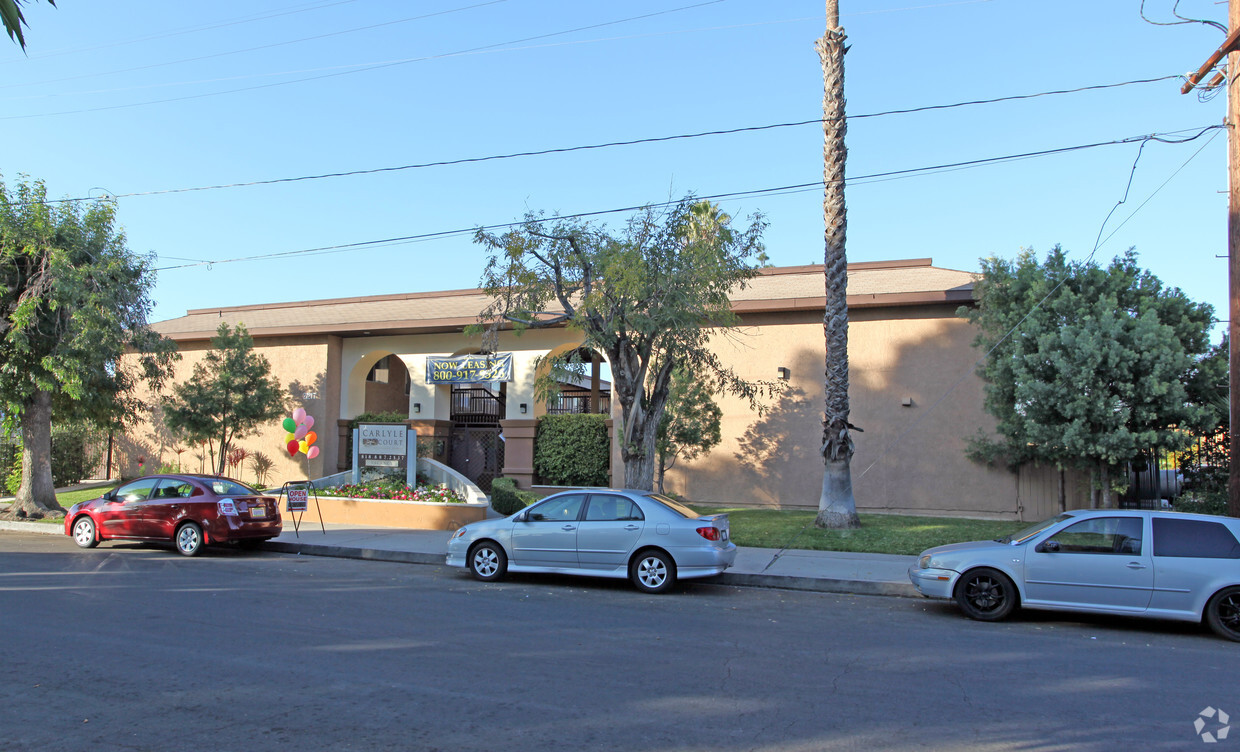 Primary Photo - Carlyle Court Apartment Homes