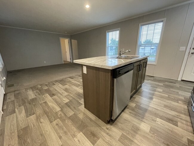 Building Photo - 38053 Orleans St