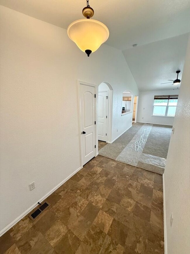 Building Photo - Move-In Ready Ranch in Wellington with Fresh Updates