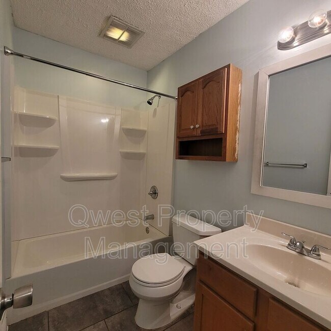 Foto del edificio - 1127 Eastmont Dr SE