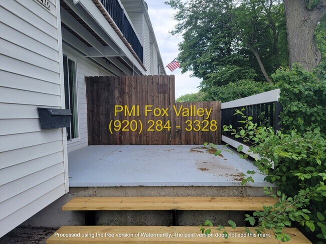 Foto del edificio - Newly Refurbished 2-Bed, 1.5-Bath Condo Oshkosh