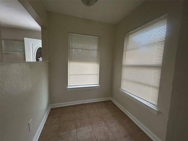 Building Photo - 7655 El Rancho St