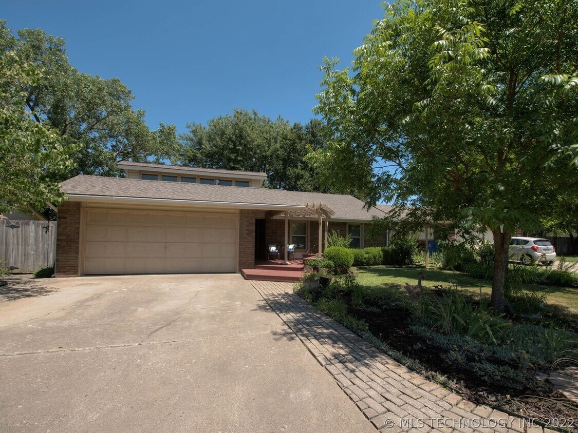 Foto principal - 3021 S Ash Ave