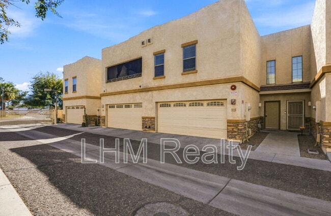 Foto del edificio - 15818 N 25th St